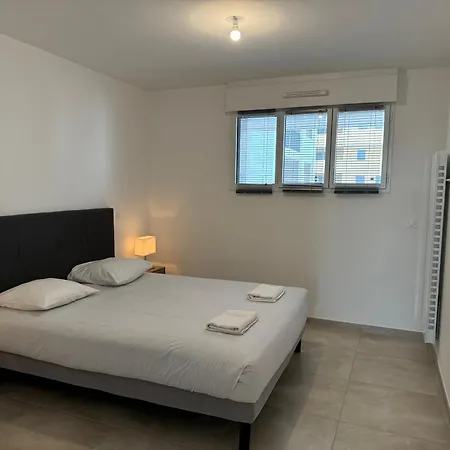 Colocation Terrasse Xxl Port Marianne Alloggio in famiglia *