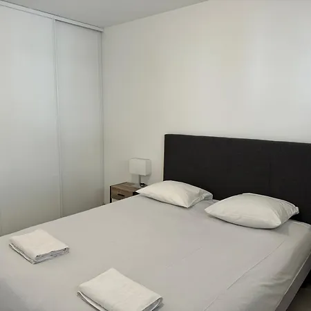 Colocation Terrasse Xxl Port Marianne * Montpellier